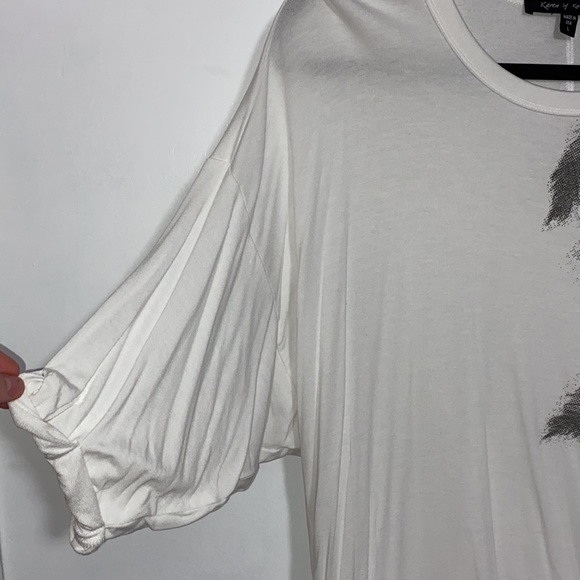 Karen Kane white top with feathers - Picture 3 of 8